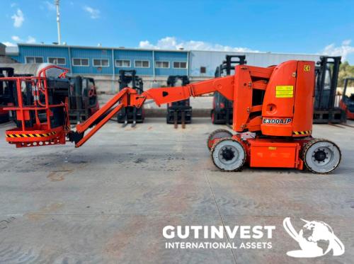 JLG E300AJP